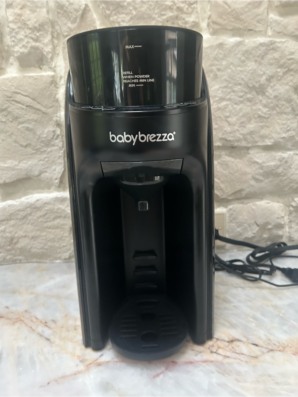 Babybrezza Formula Pro-style Powder Dispenser in Black